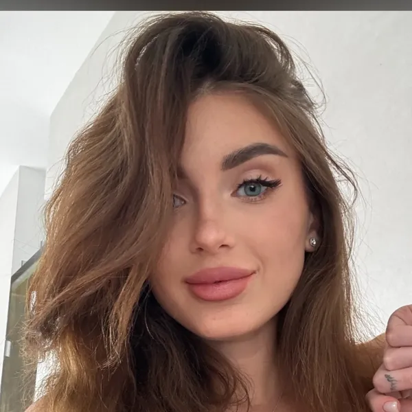 Molly - Onlyfans